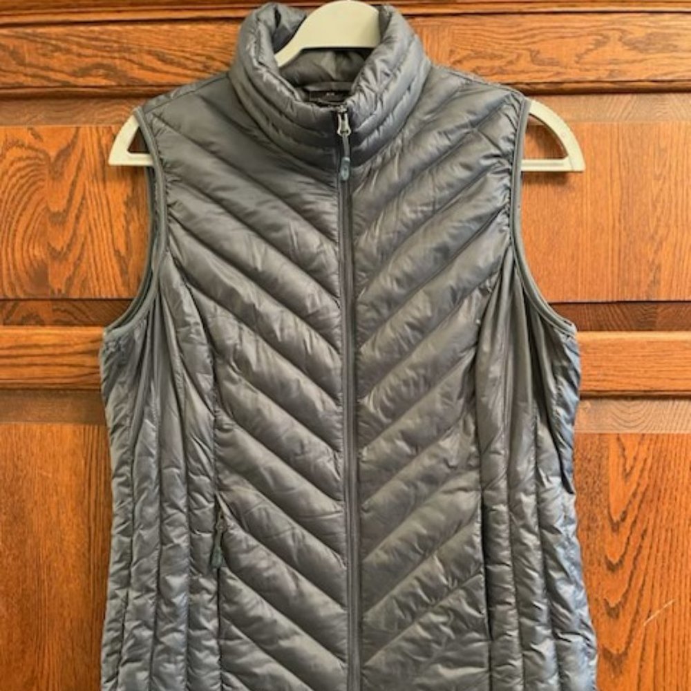 Uniqlo packable lighweight vest